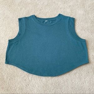 ALO YOGA Echo Crop Muscle Tee